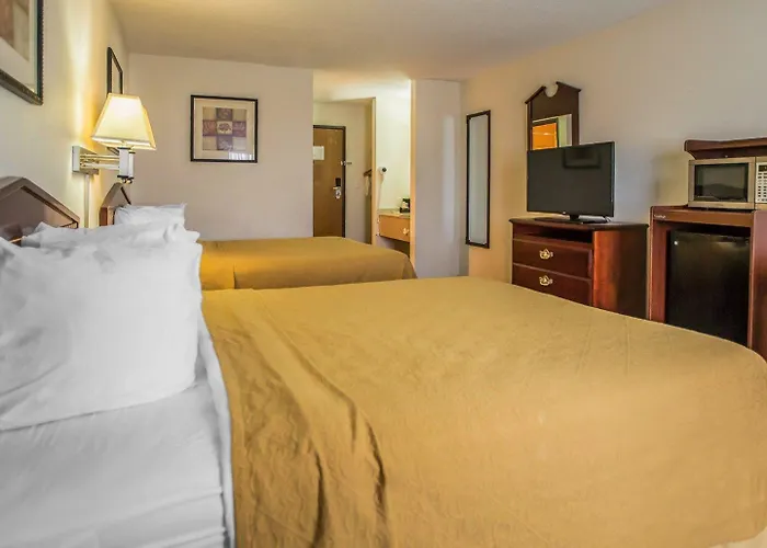 Inn Quality Near Starved Rock State Park 4*