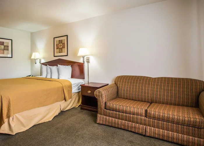 Quality Near Starved Rock State Park 4* Peru