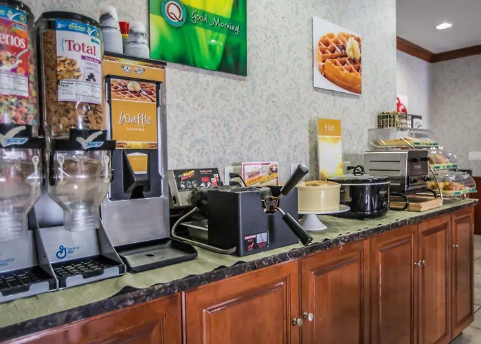 Quality Near Starved Rock State Park 4* Peru