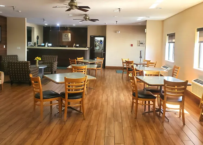 Quality Near Starved Rock State Park 4* Peru