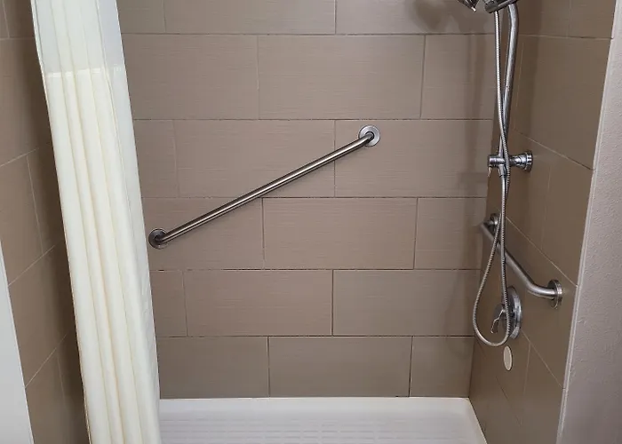 Inn Quality Near Starved Rock State Park Peru