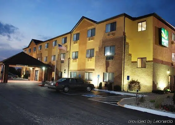 Quality Near Starved Rock State Park 4*