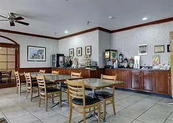 Inn Quality Near Starved Rock State Park